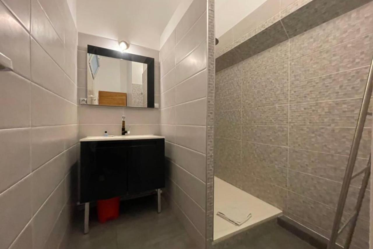 Charming Apartment In The Old Port Marselha Exterior foto